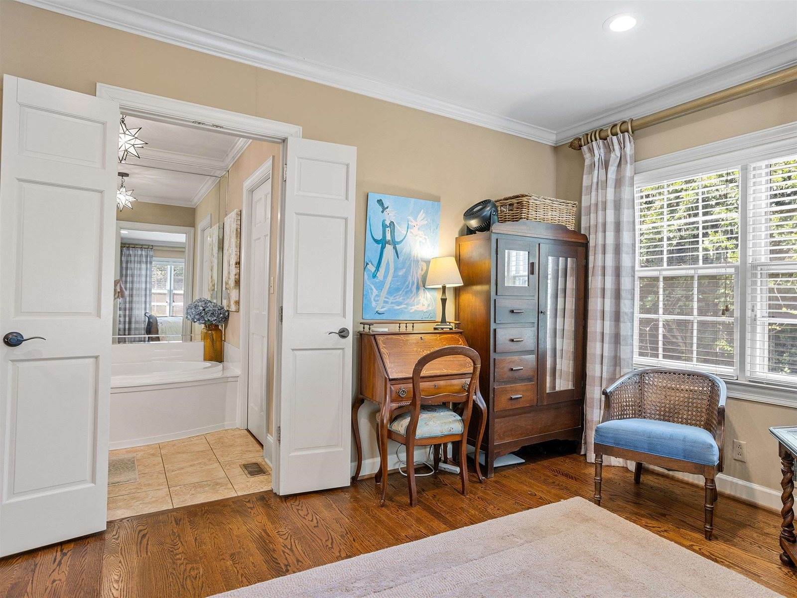 1076 Woodburn Road, Spartanburg, SC 29302