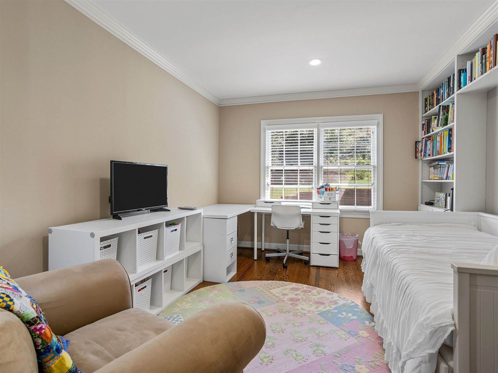 1076 Woodburn Road, Spartanburg, SC 29302