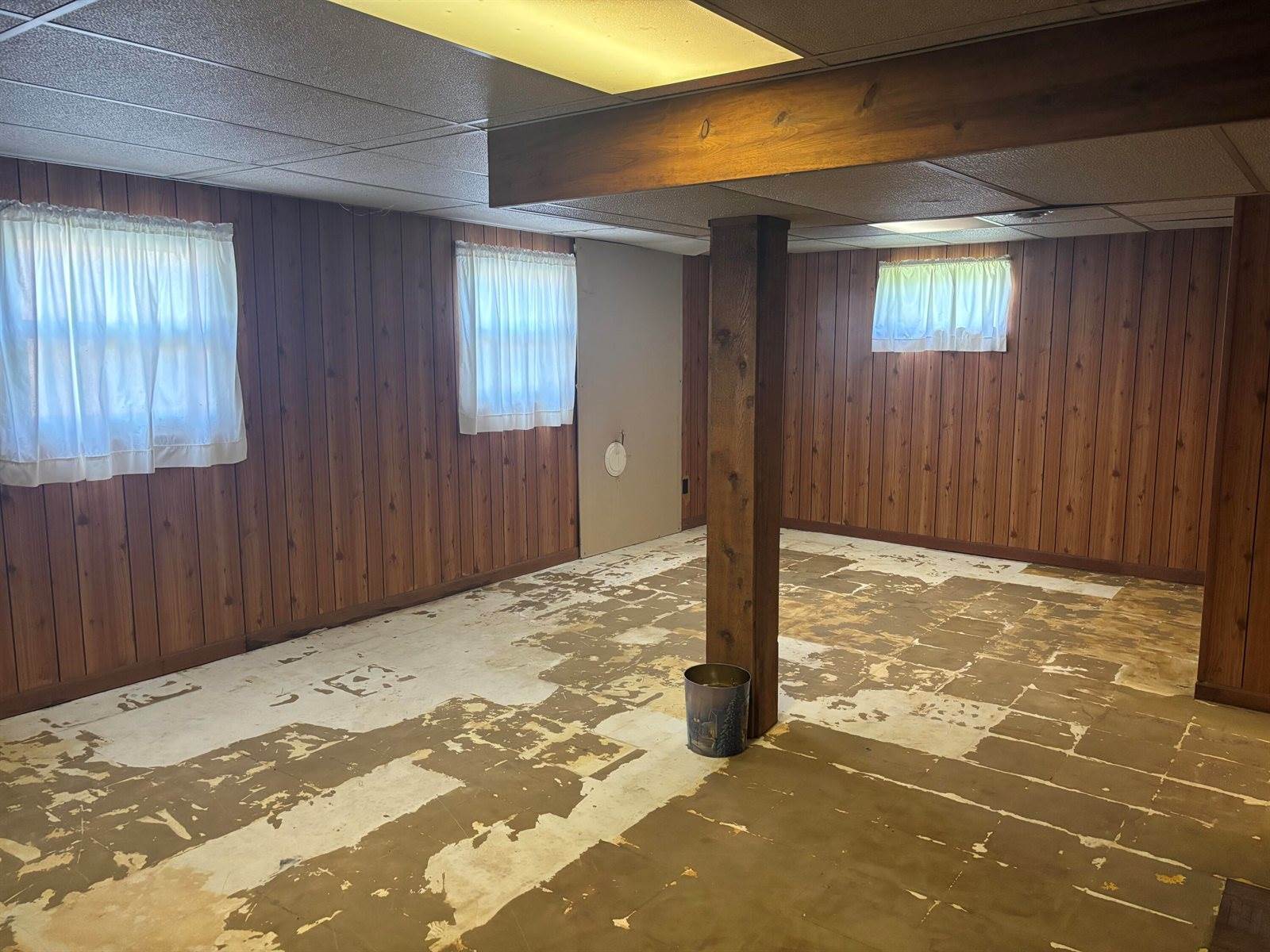 4644 Casper Dr NE, Roanoke, VA 24019