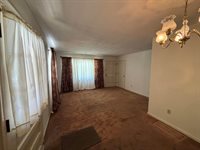4644 Casper Dr NE, Roanoke, VA 24019