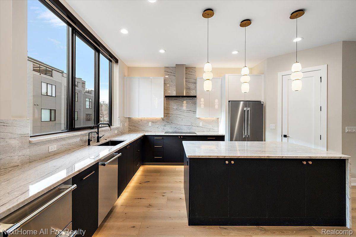 104 North Center Cove, #11, NorthvilleCity_Wayne, MI 48167