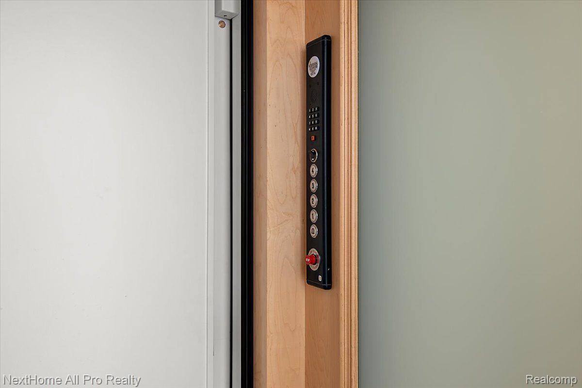 104 North Center Cove, #11, NorthvilleCity_Wayne, MI 48167