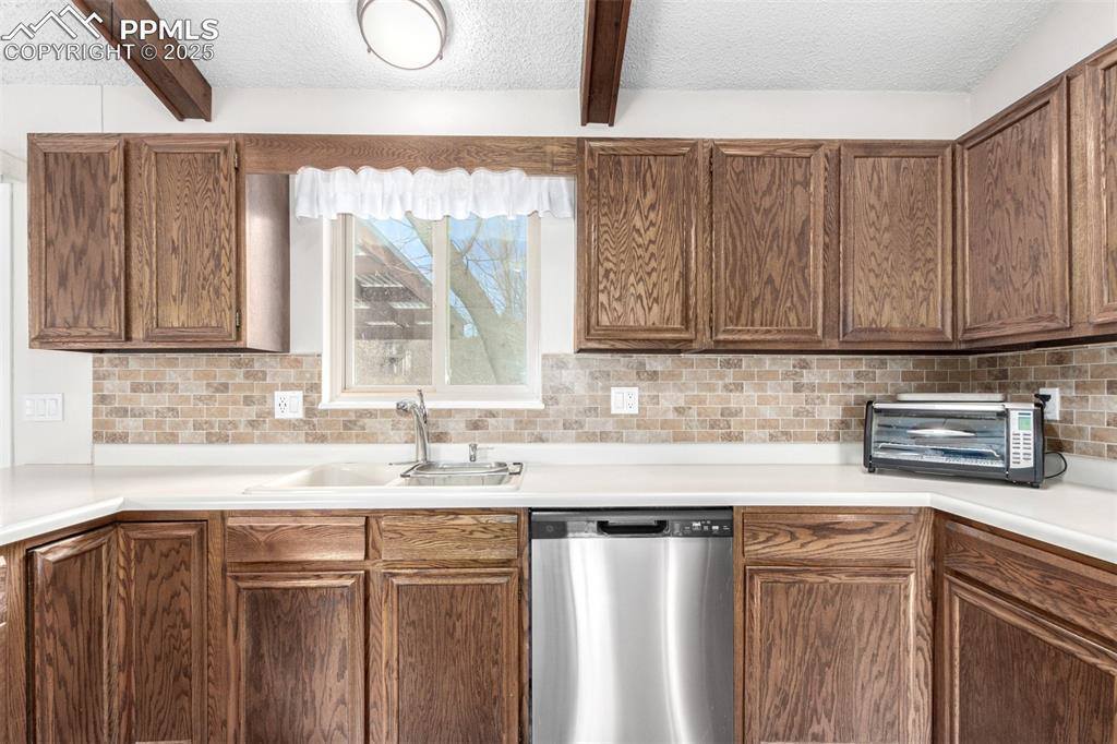 3934 Alemeda Circle, Colorado Springs, CO 80918