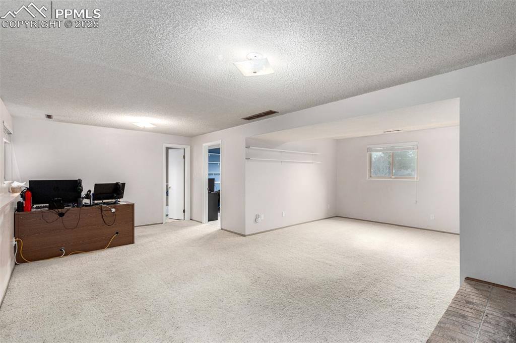 3934 Alemeda Circle, Colorado Springs, CO 80918