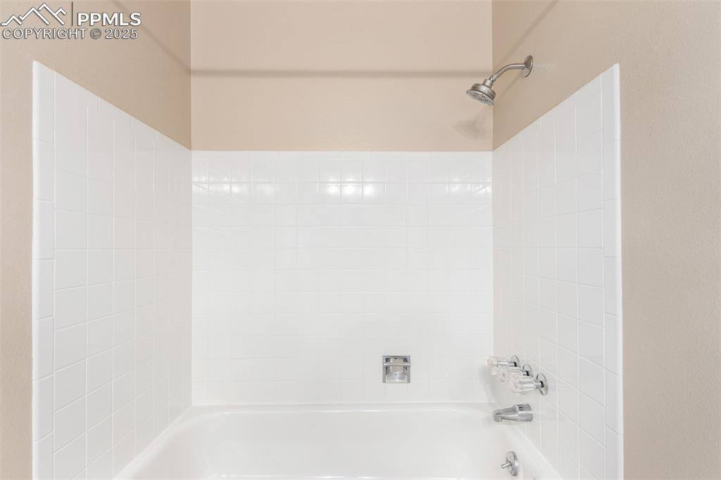 3934 Alemeda Circle, Colorado Springs, CO 80918