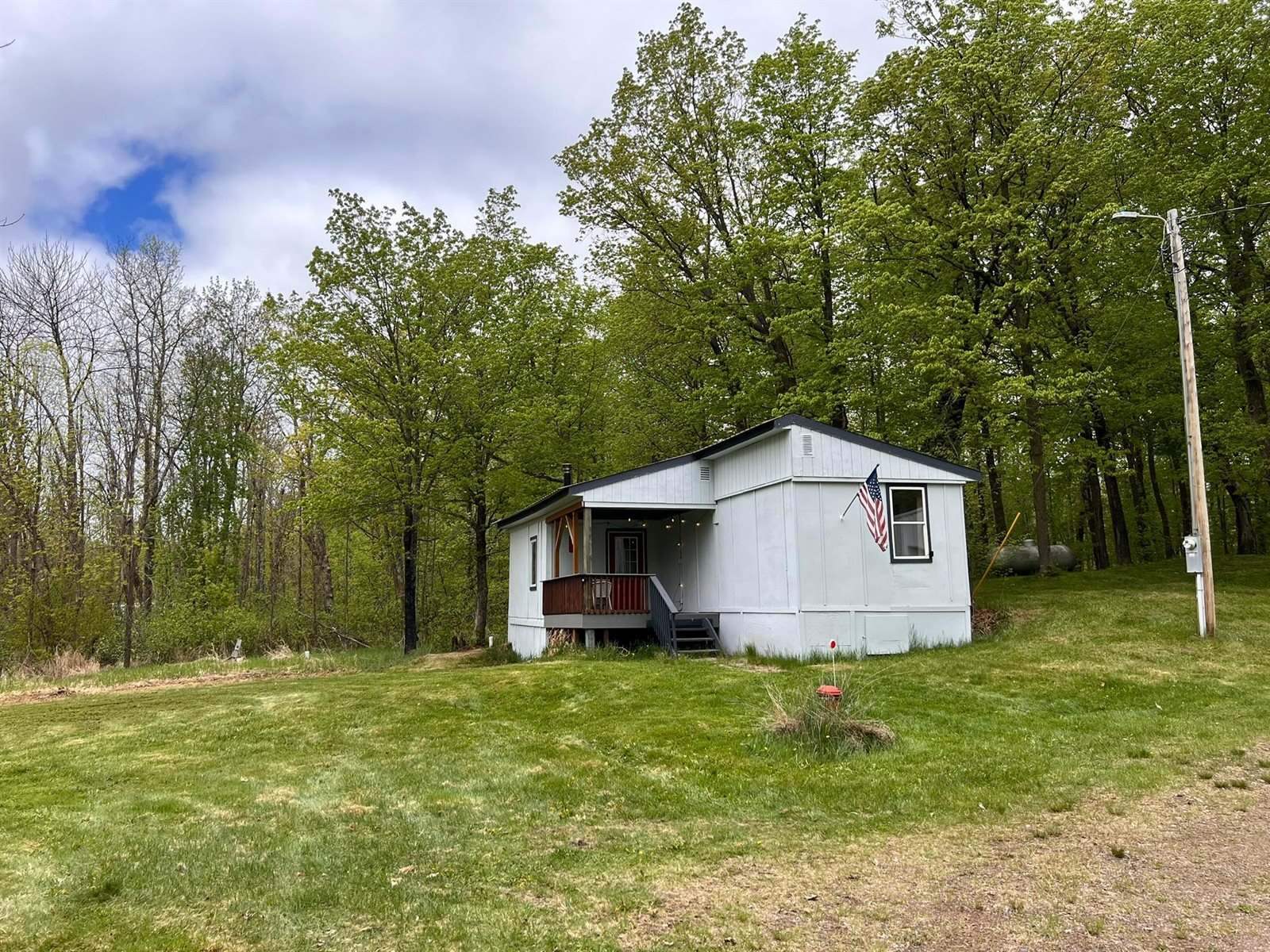 11216 State Highway 27, Sturgeon Lake, MN 55783