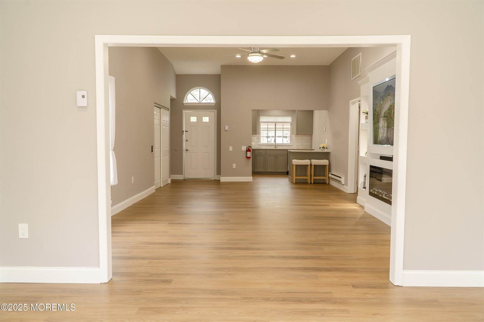 646B Nutley Drive, Monroe, NJ 08831