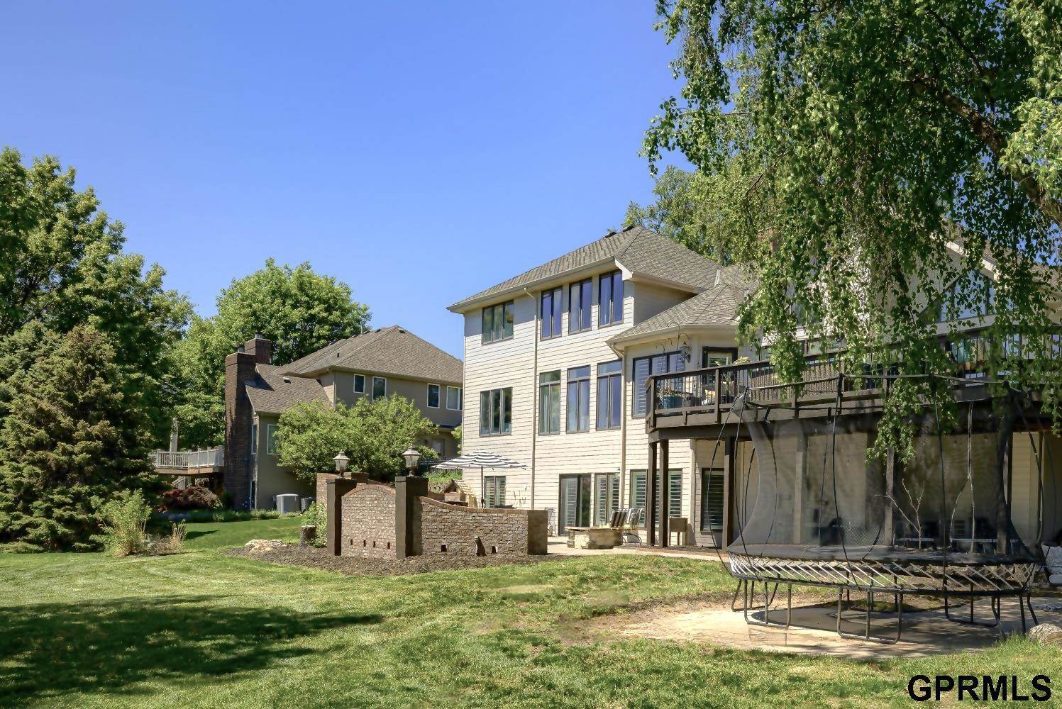 18419 Poppleton Circle, Omaha, NE 68130