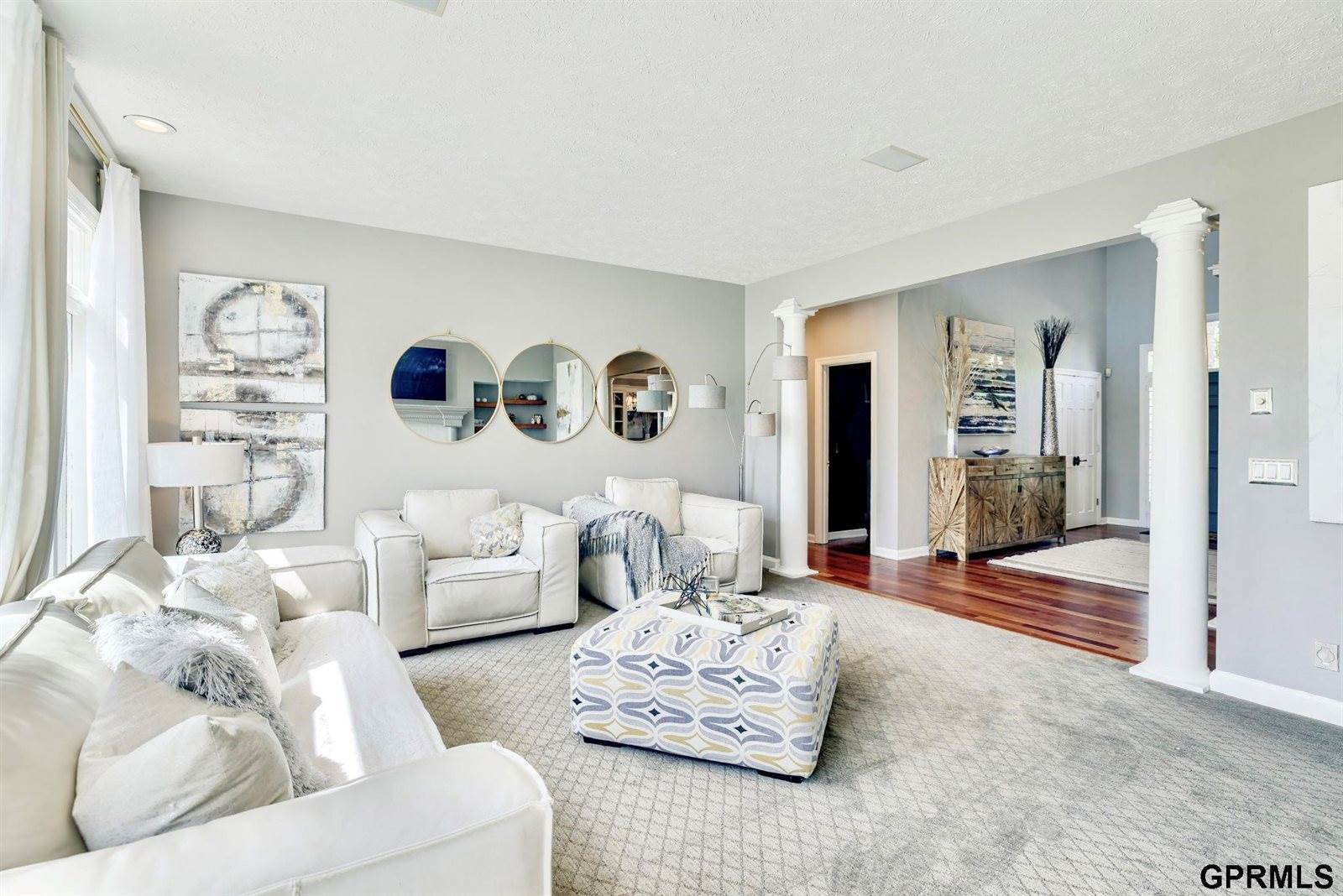 18419 Poppleton Circle, Omaha, NE 68130