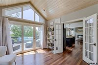 18419 Poppleton Circle, Omaha, NE 68130