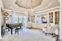 18419 Poppleton Circle, Omaha, NE 68130