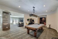 18419 Poppleton Circle, Omaha, NE 68130