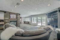 18419 Poppleton Circle, Omaha, NE 68130