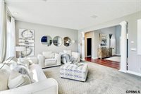 18419 Poppleton Circle, Omaha, NE 68130