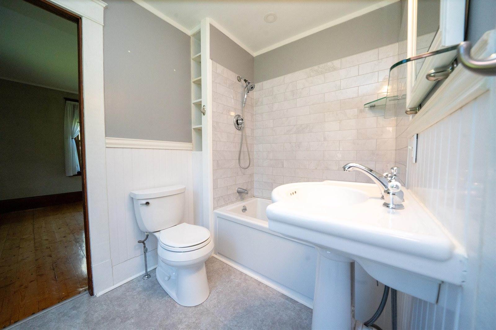 136 Lancaster Avenue, Bangor, ME 04401