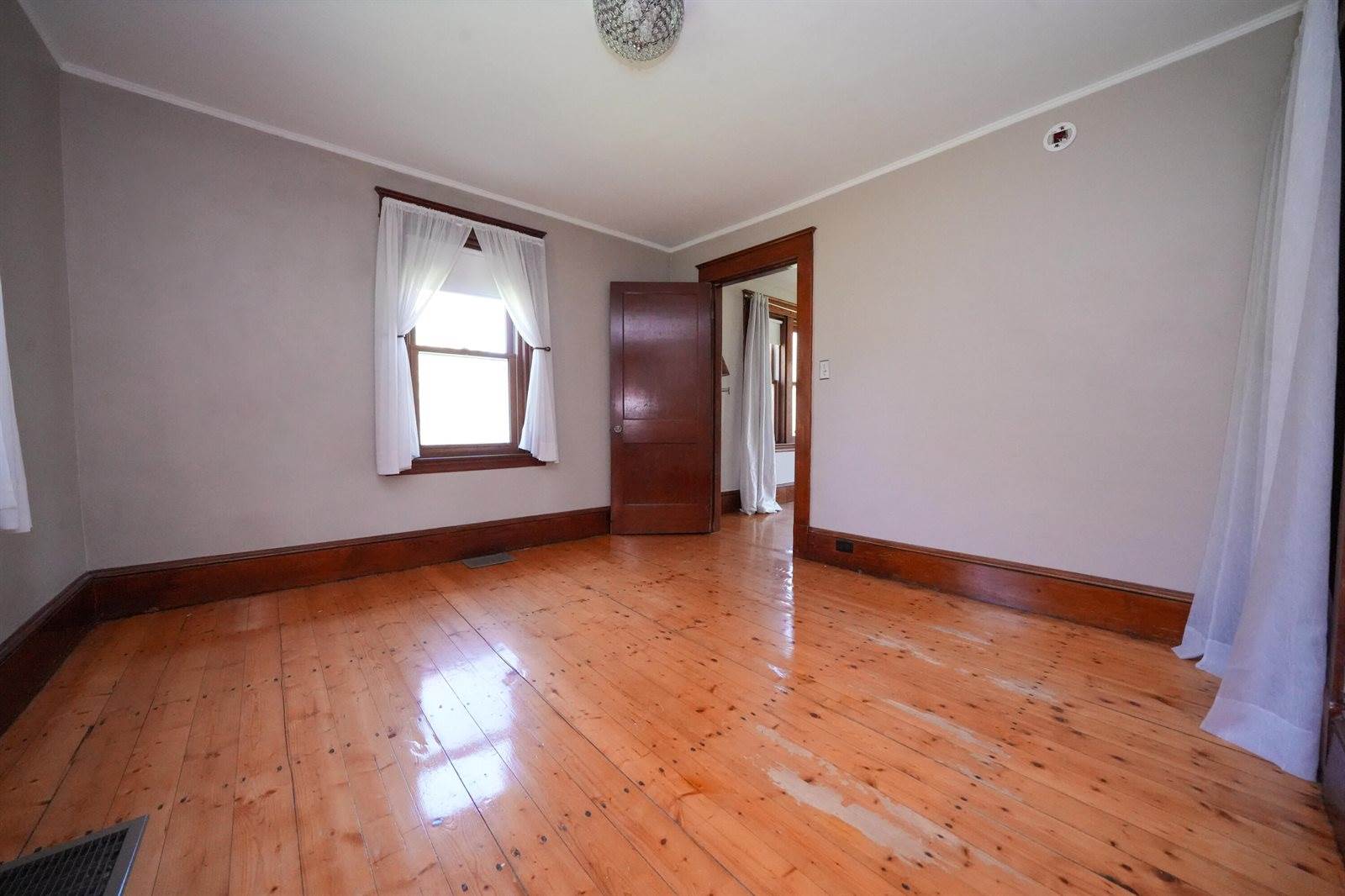 136 Lancaster Avenue, Bangor, ME 04401