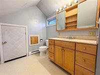 136 Lancaster Avenue, Bangor, ME 04401