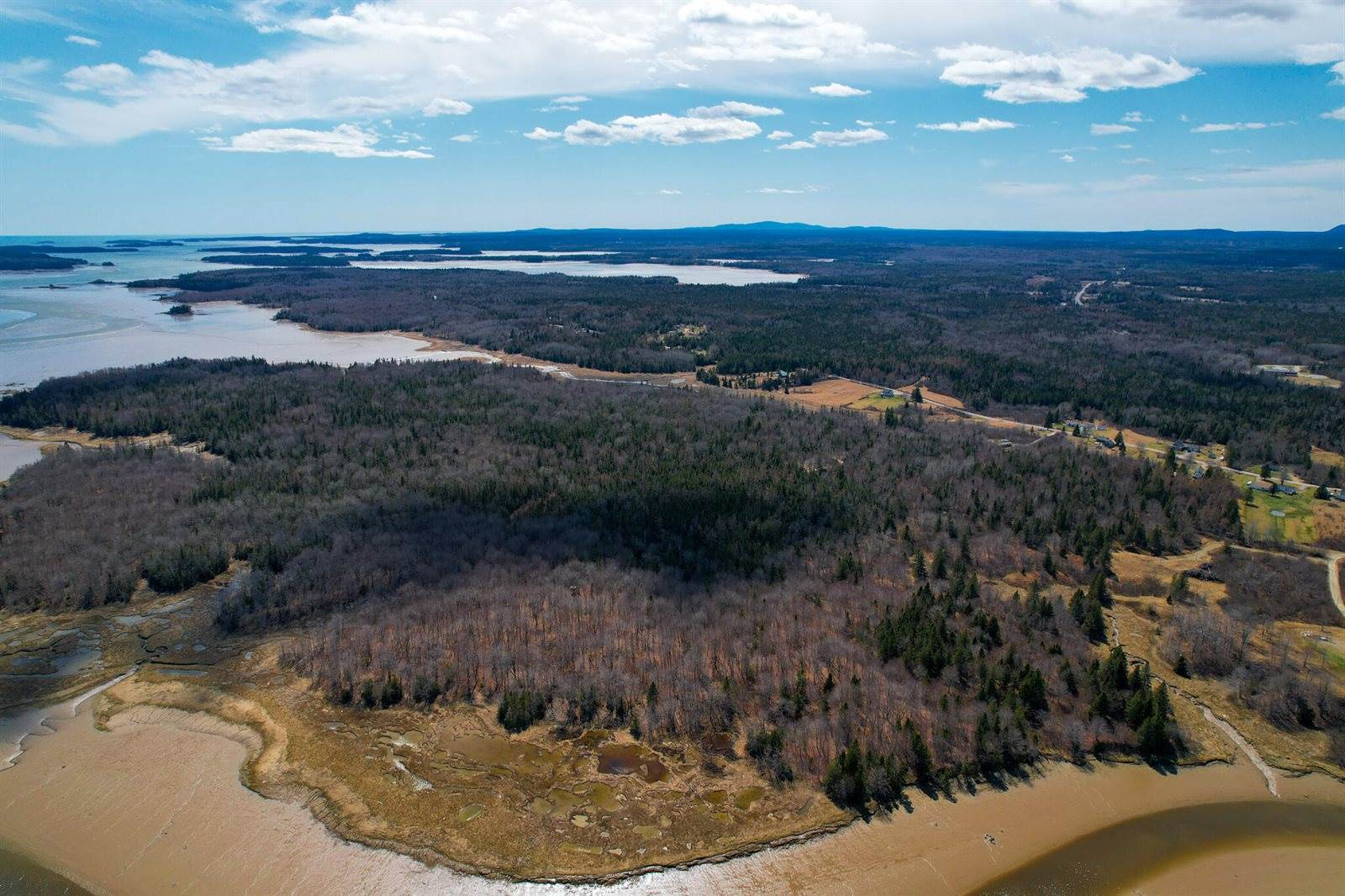 M5L42 Hooke Road, Harrington, ME 04643