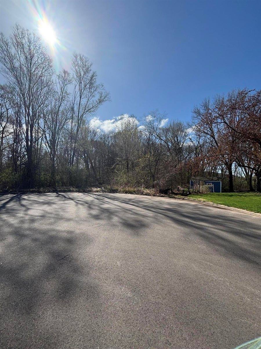 000 Keller Ct, Onalaska, WI 54650