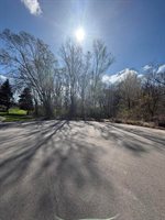 000 Keller Ct, Onalaska, WI 54650