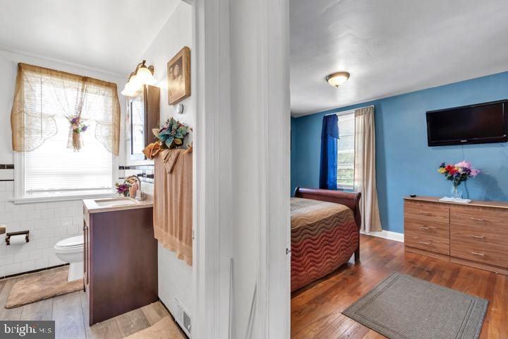 904 Evesham Avenue, Baltimore, MD 21212