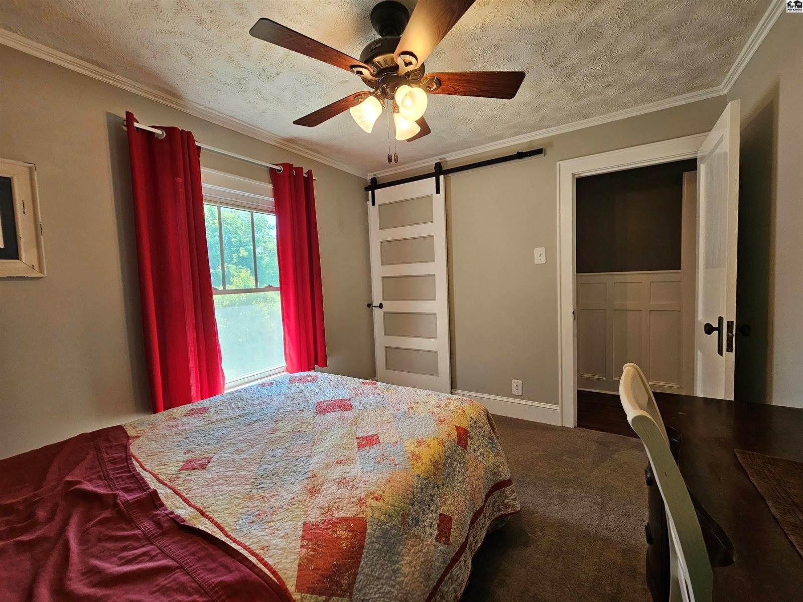 321 North 3rd St, Lindsborg, KS 67456