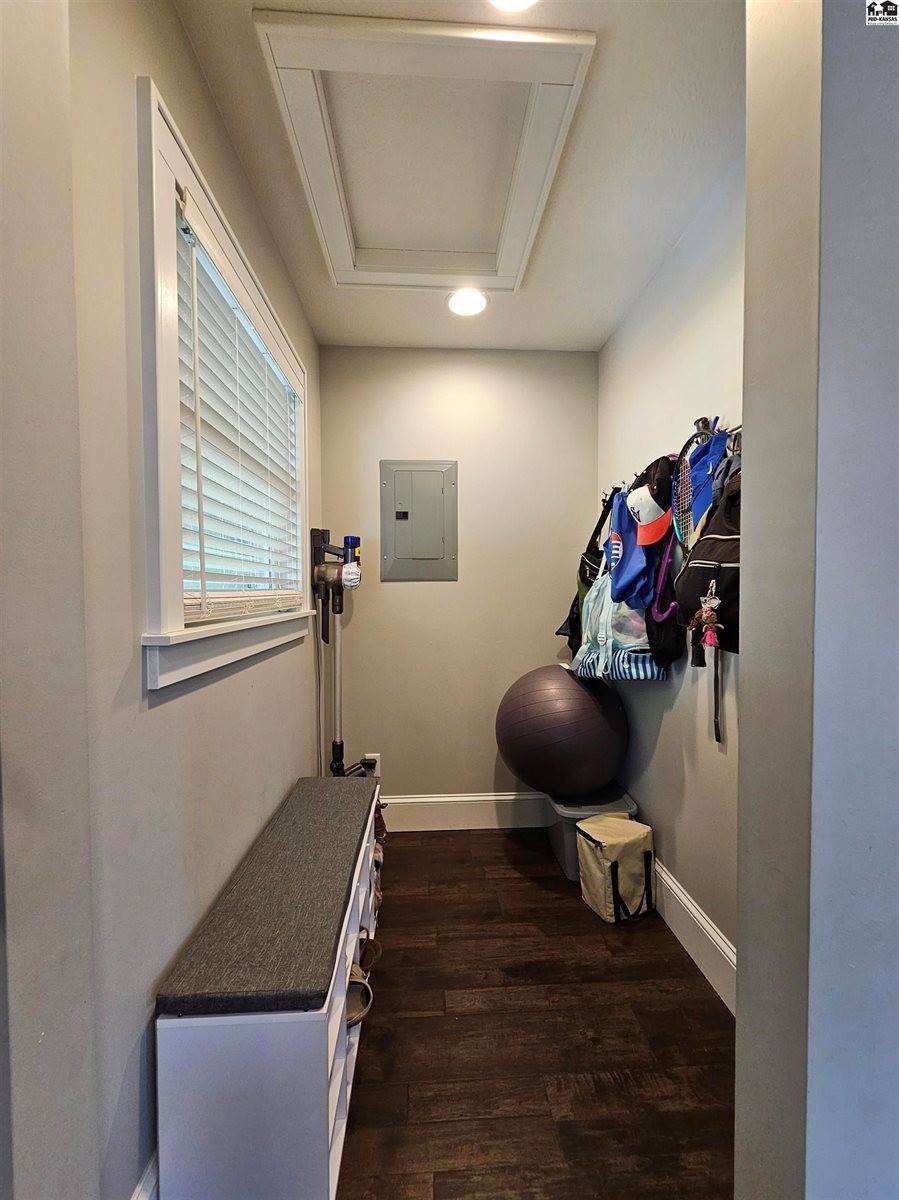 321 North 3rd St, Lindsborg, KS 67456