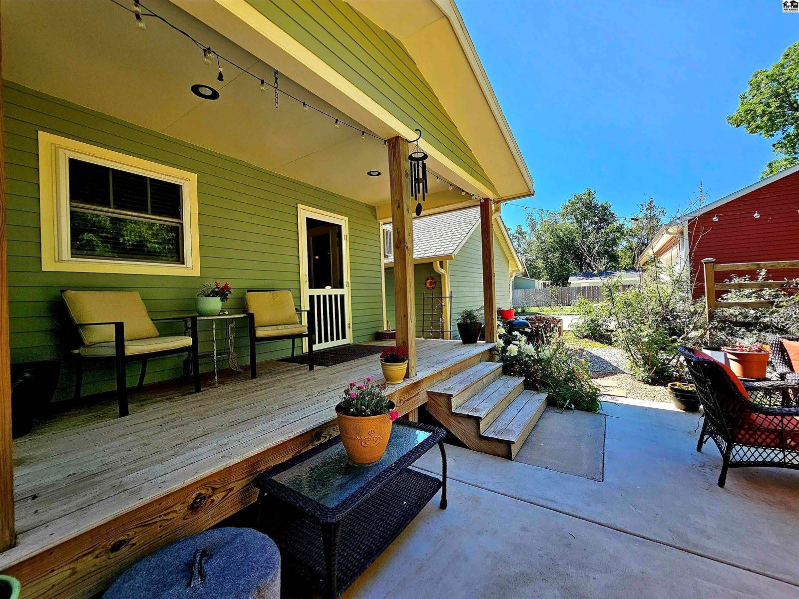 321 North 3rd St, Lindsborg, KS 67456