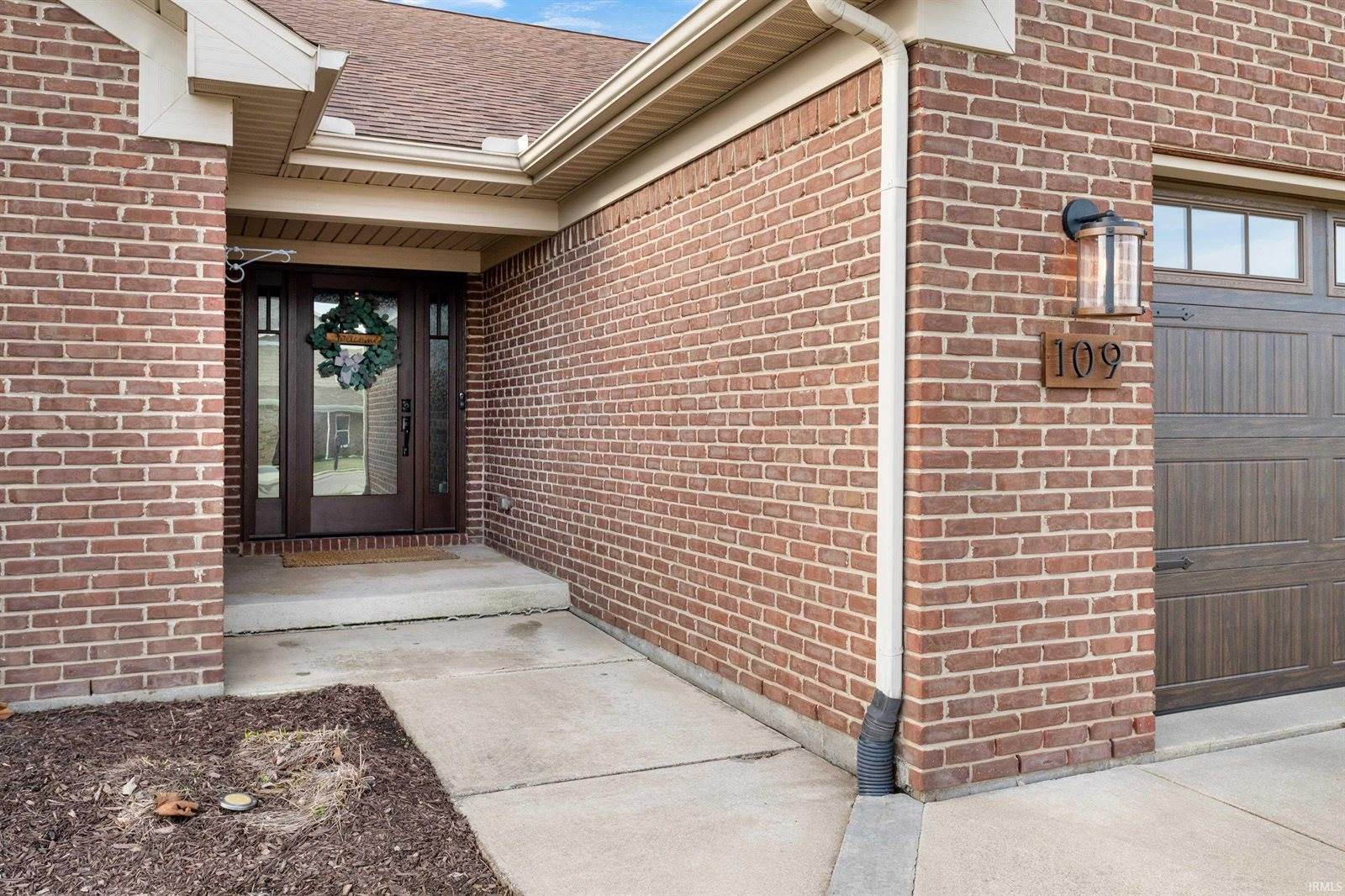 109 W Lexi Lane, Parker City, IN 47368