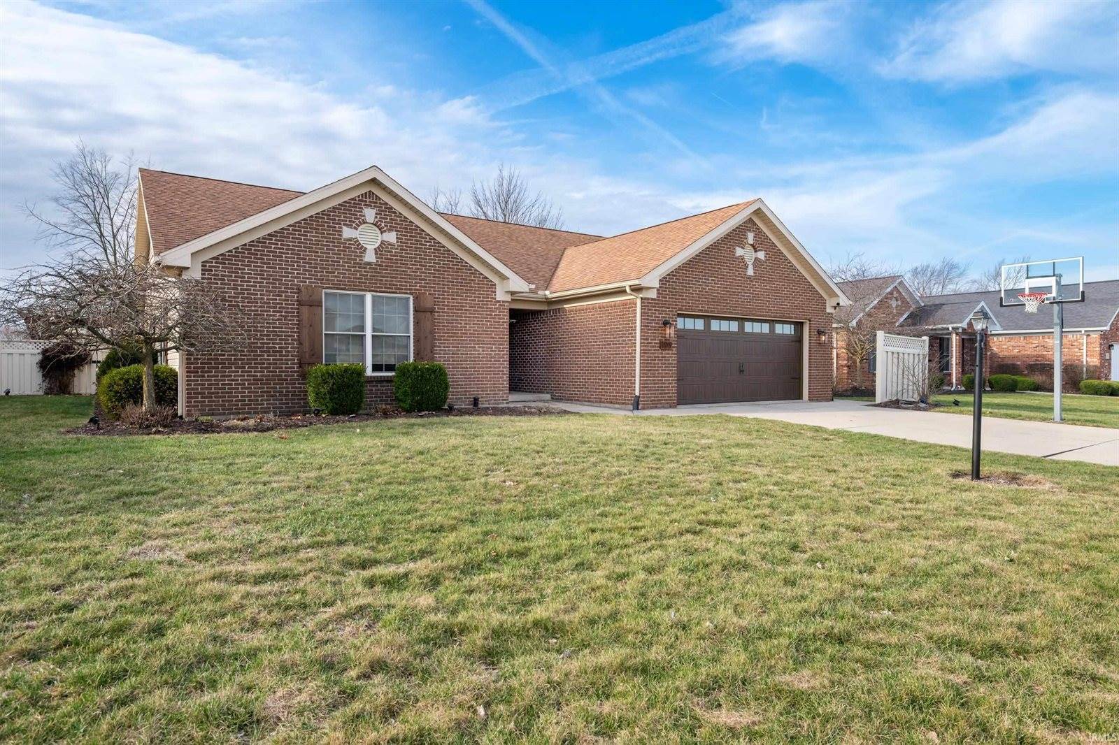 109 W Lexi Lane, Parker City, IN 47368