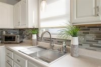 109 W Lexi Lane, Parker City, IN 47368