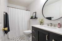 109 W Lexi Lane, Parker City, IN 47368