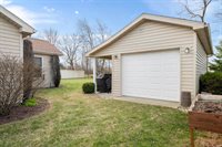 109 W Lexi Lane, Parker City, IN 47368
