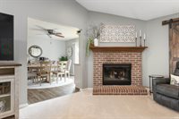 109 W Lexi Lane, Parker City, IN 47368