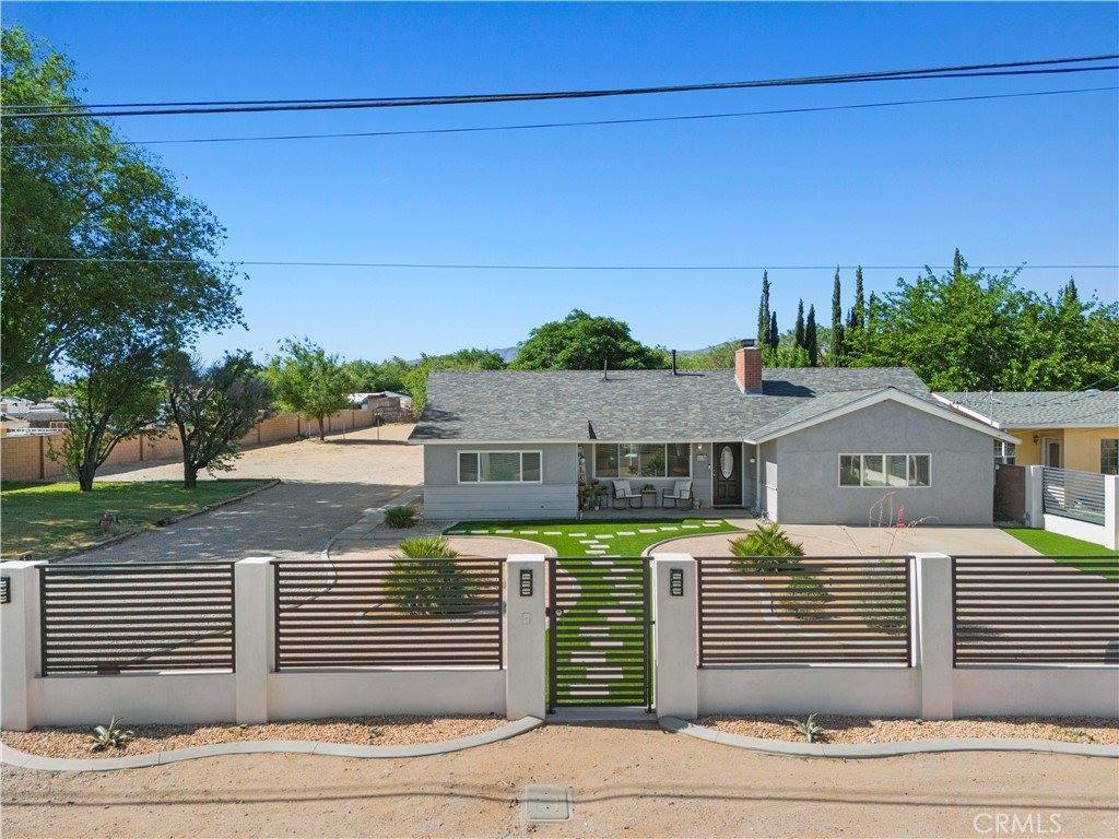5136 West Avenue L8, Lancaster, CA 93536