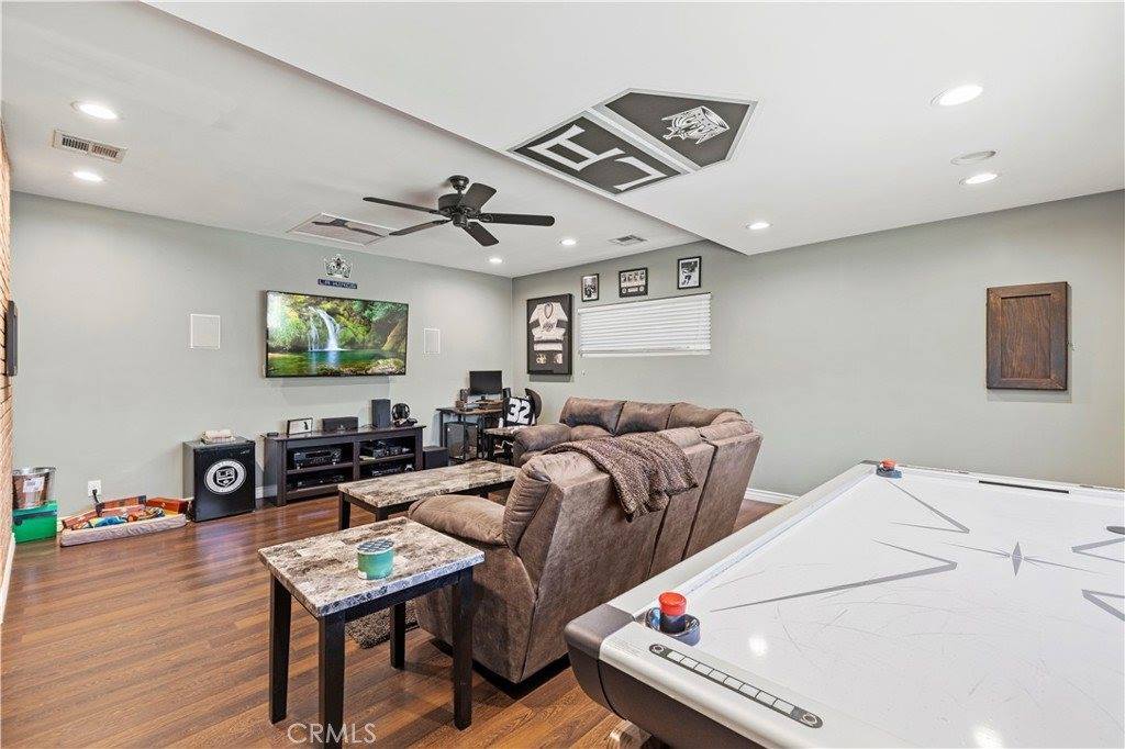 5136 West Avenue L8, Lancaster, CA 93536