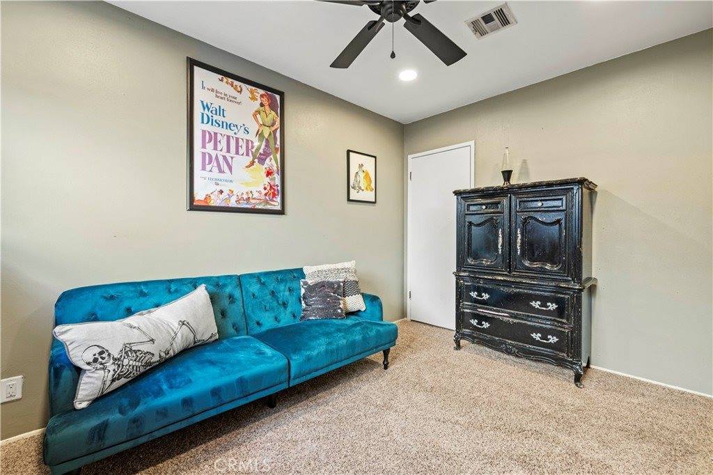 5136 West Avenue L8, Lancaster, CA 93536