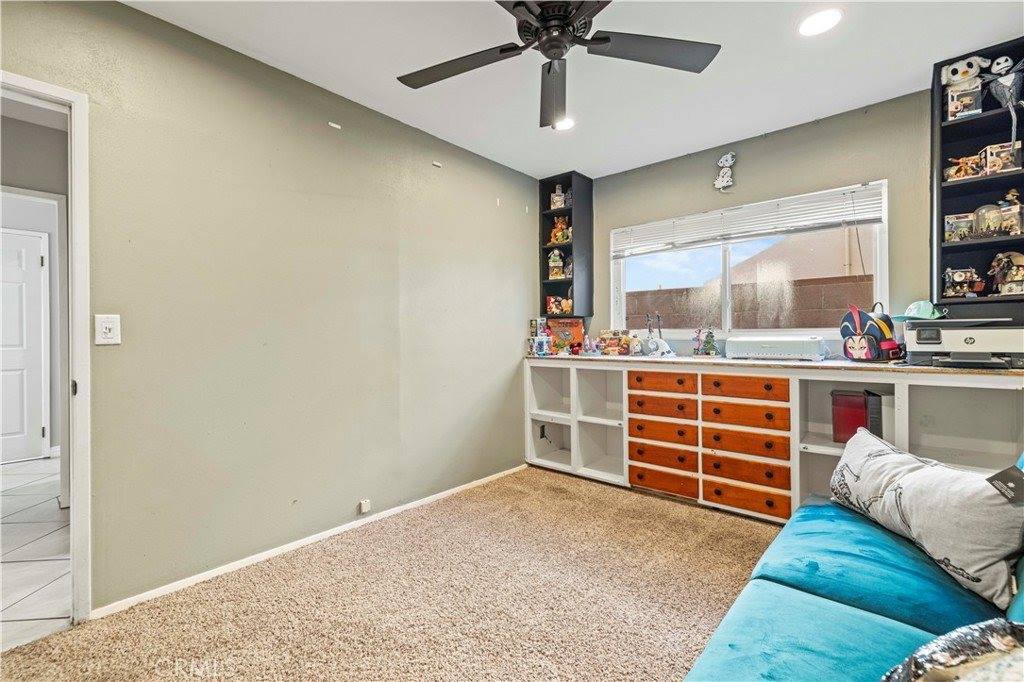 5136 West Avenue L8, Lancaster, CA 93536