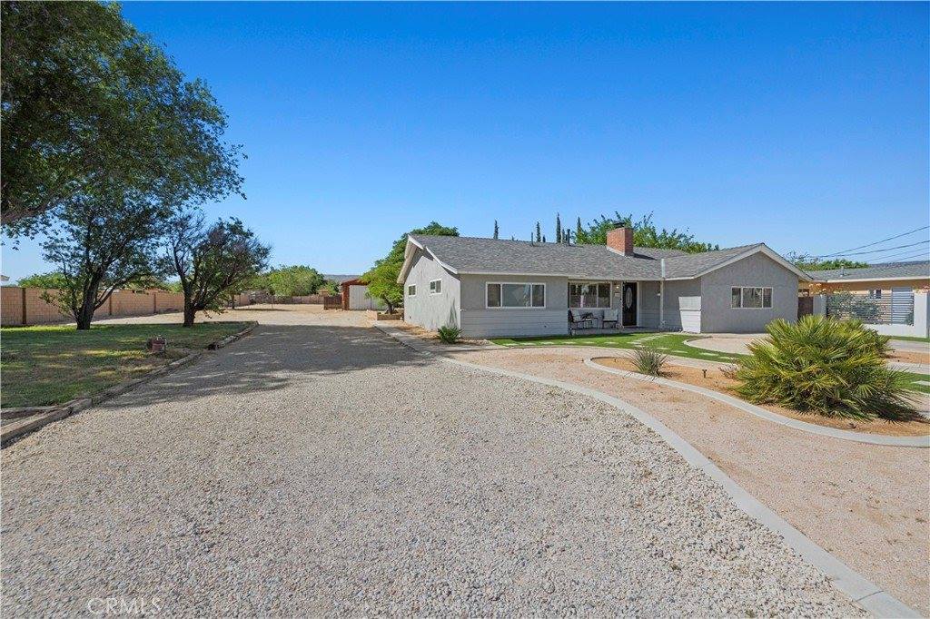 5136 West Avenue L8, Lancaster, CA 93536