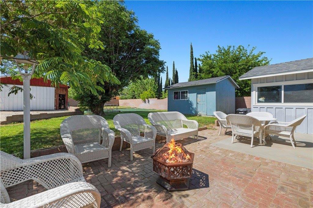 5136 West Avenue L8, Lancaster, CA 93536