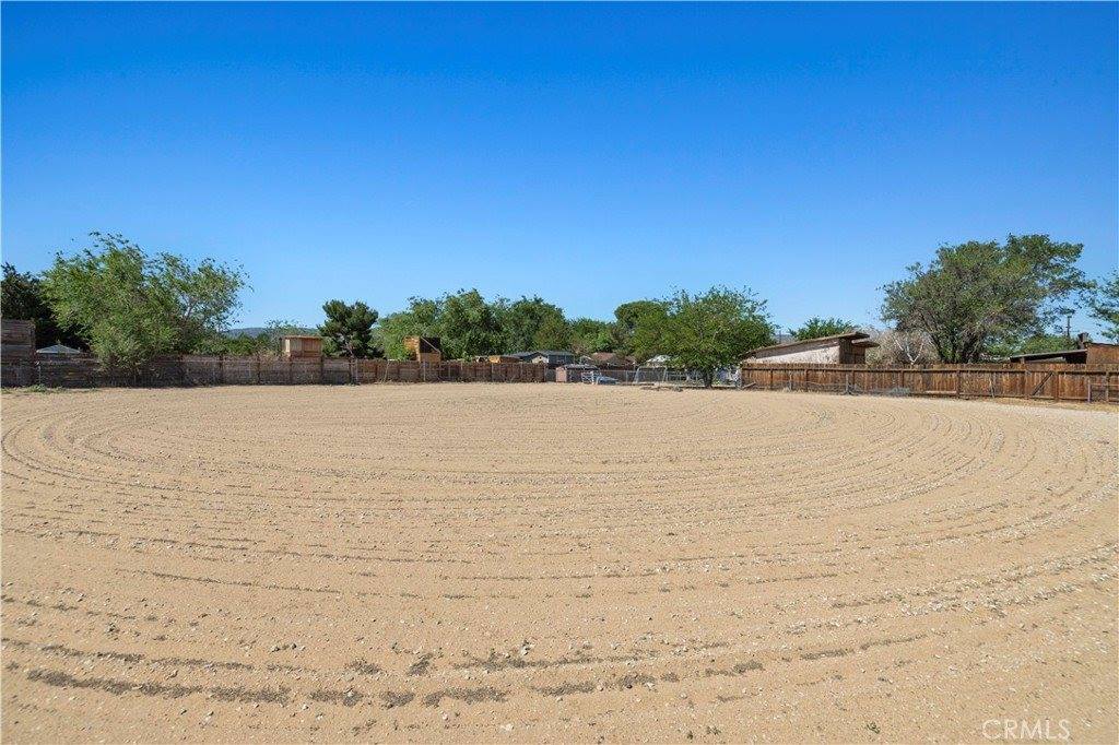 5136 West Avenue L8, Lancaster, CA 93536