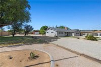 5136 West Avenue L8, Lancaster, CA 93536