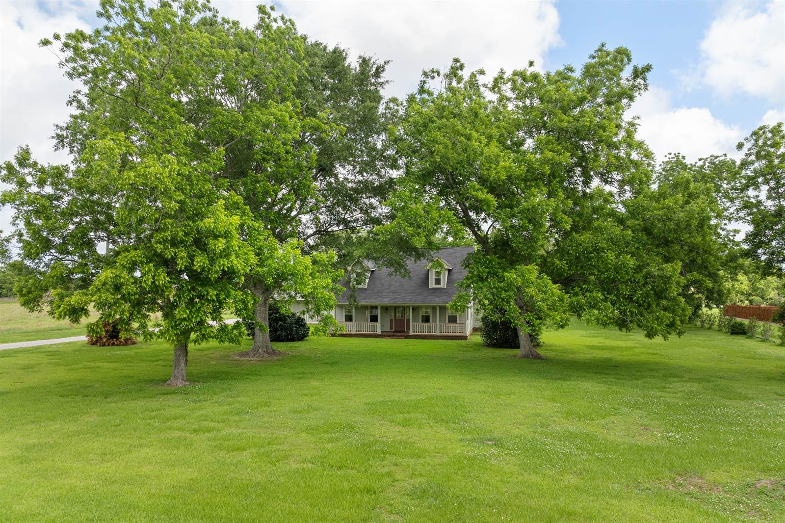 8751 County Road 34, Fairhope, AL 36532