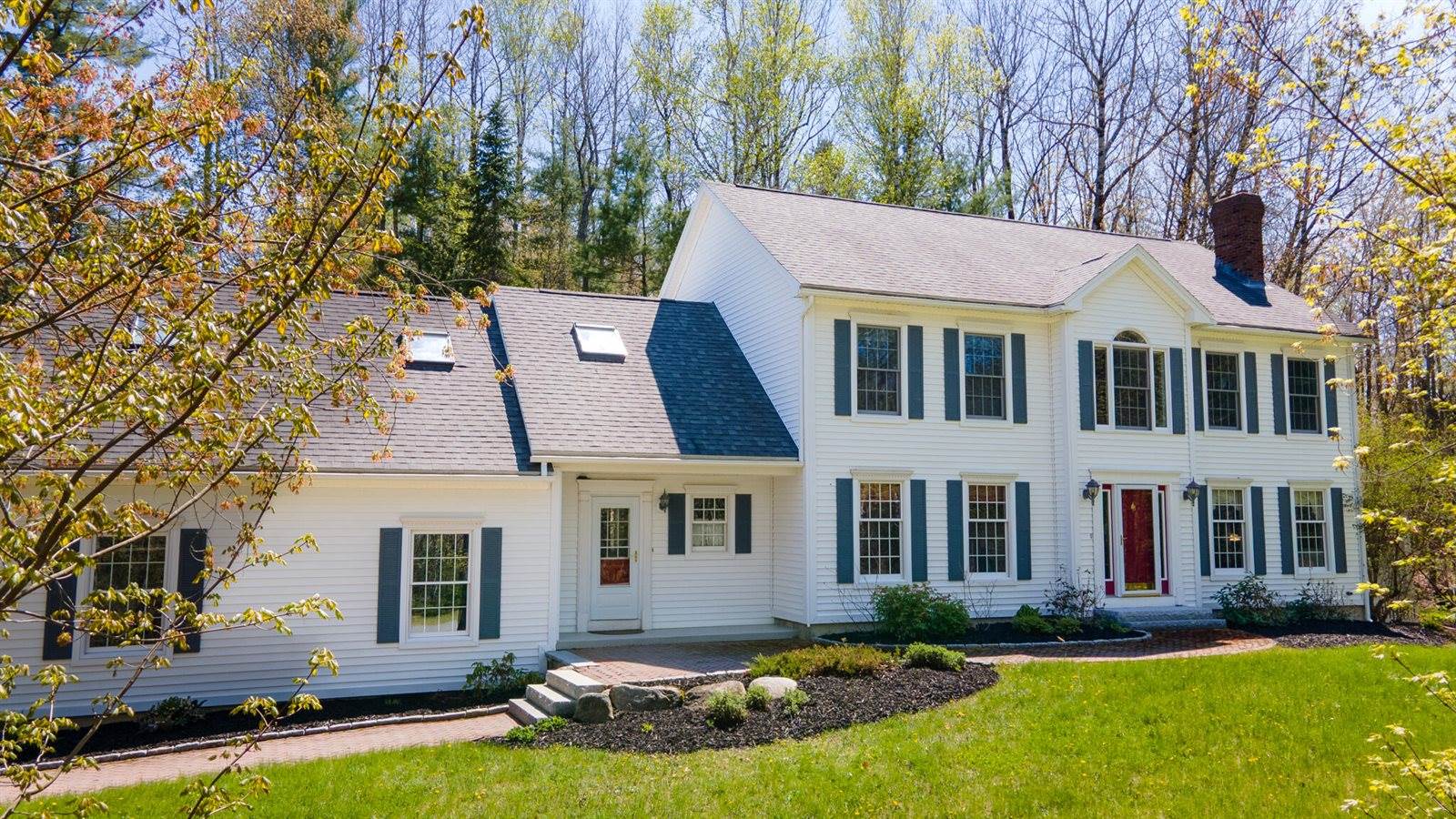 196 Eaton Ridge Drive, Holden, ME 04429