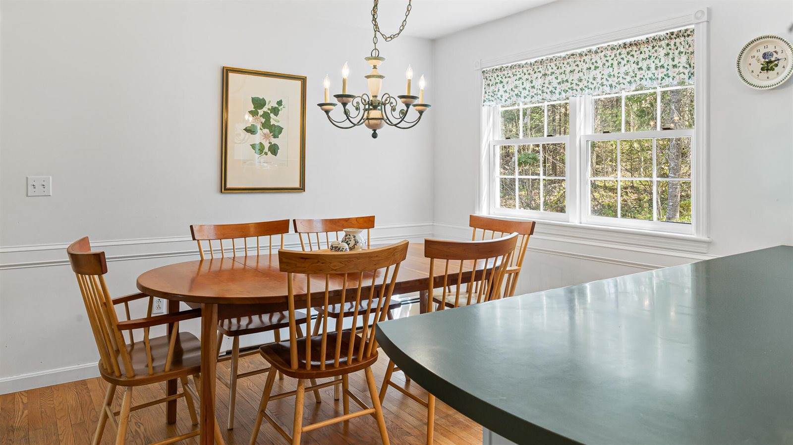 196 Eaton Ridge Drive, Holden, ME 04429