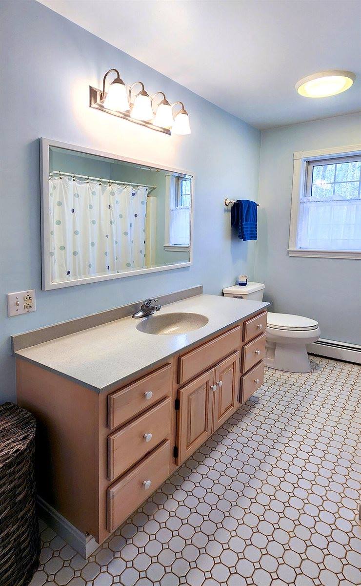 196 Eaton Ridge Drive, Holden, ME 04429