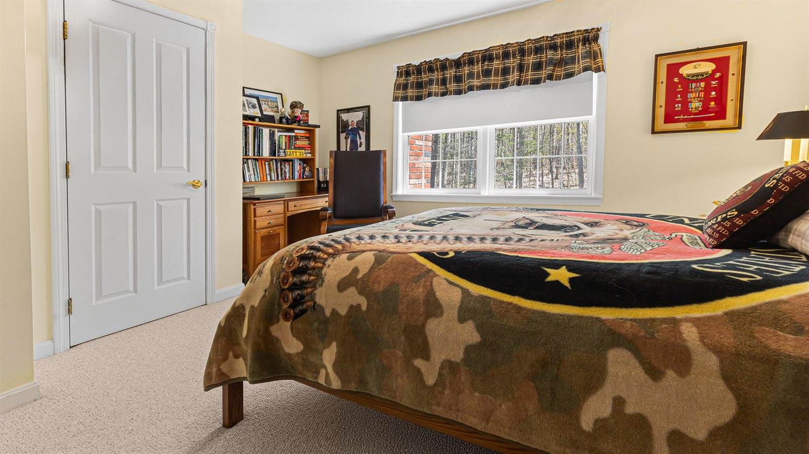 196 Eaton Ridge Drive, Holden, ME 04429