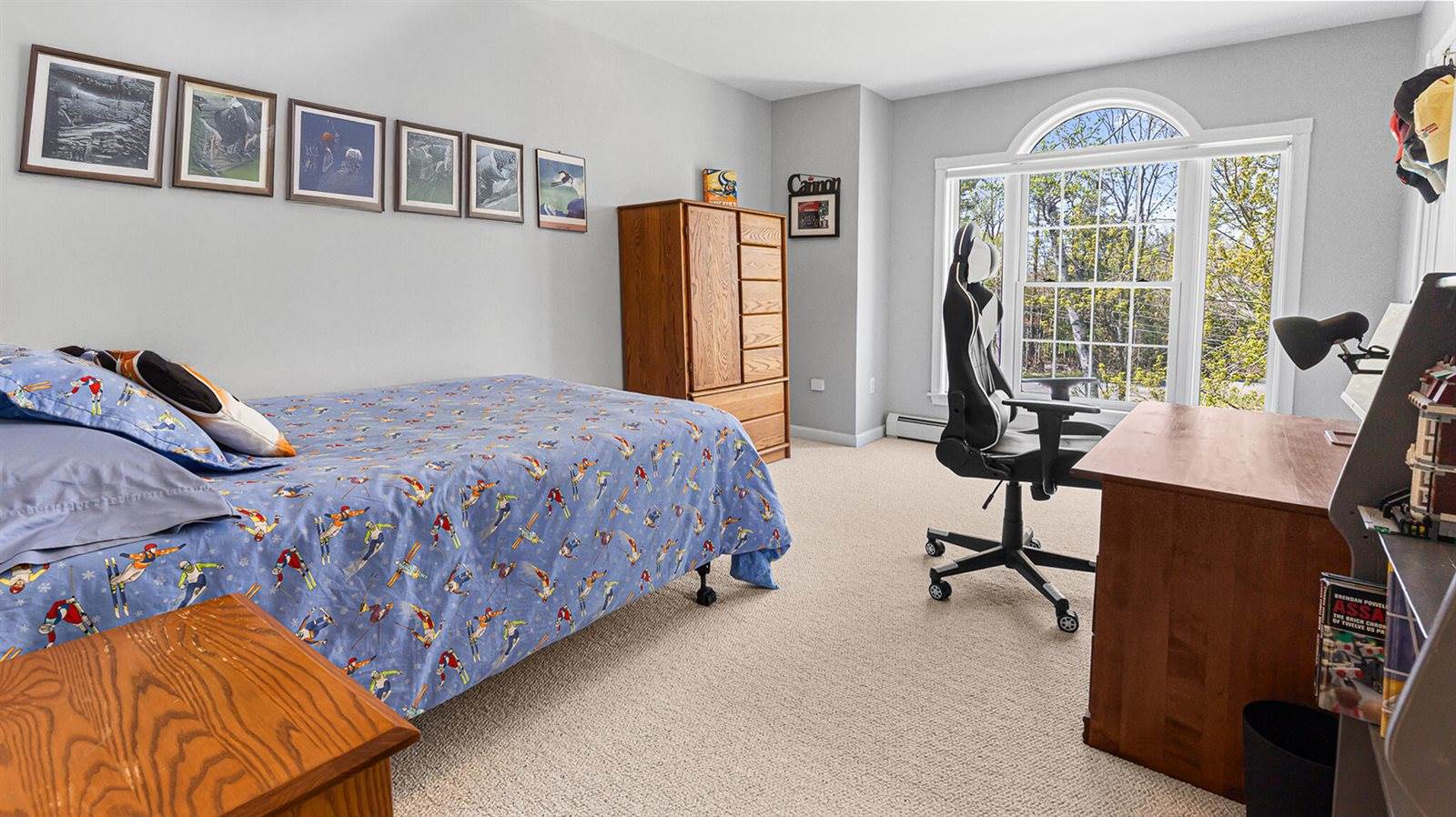 196 Eaton Ridge Drive, Holden, ME 04429