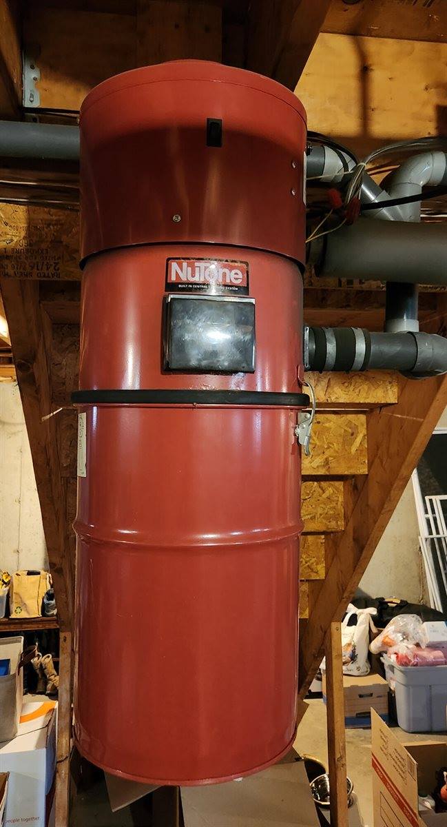 196 Eaton Ridge Drive, Holden, ME 04429