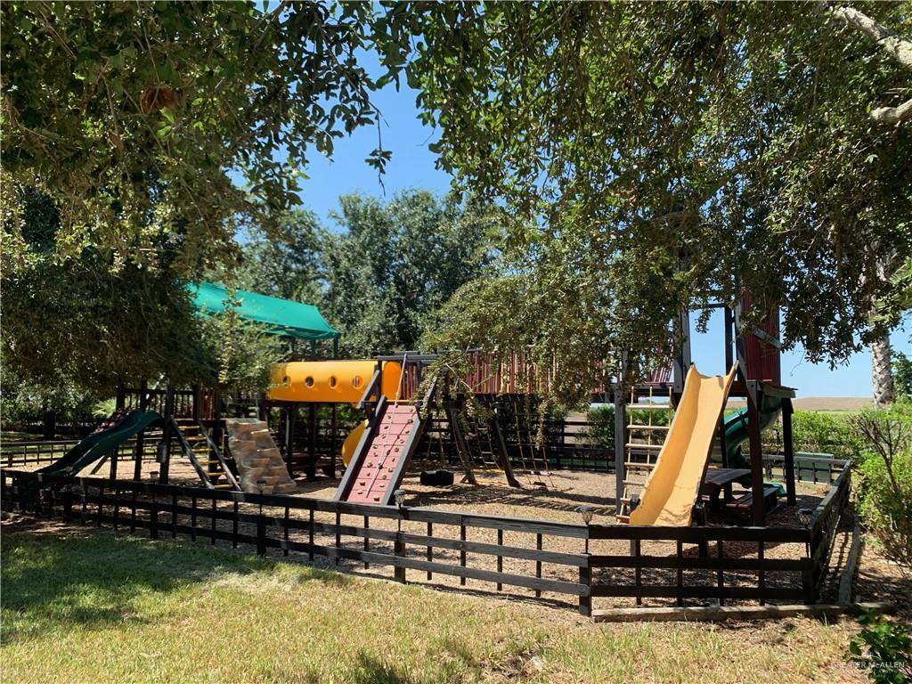 2035 West Mile 12 Street North, Weslaco, TX 78599